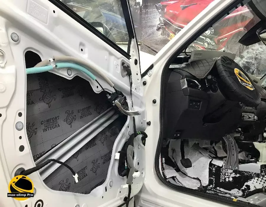 шумоизоляция дверей Mazda SH5