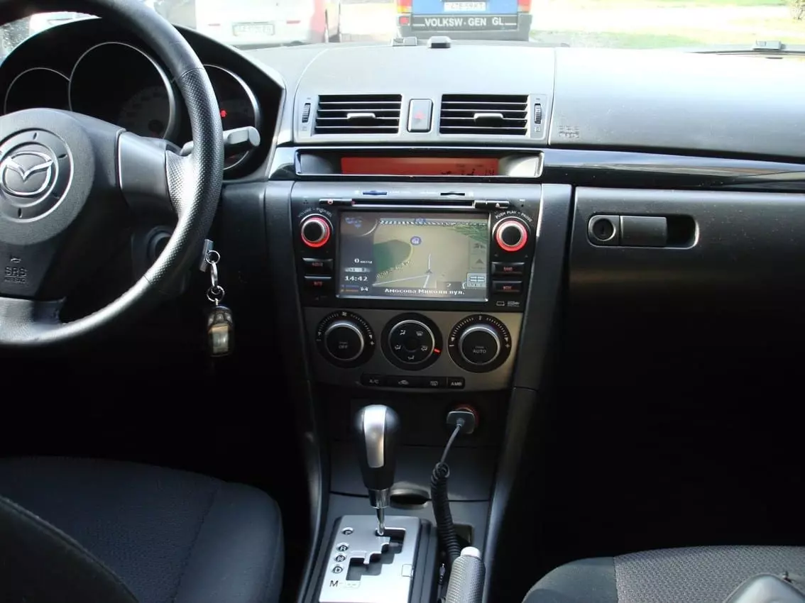 Расширьте возможности радио Mazda 3