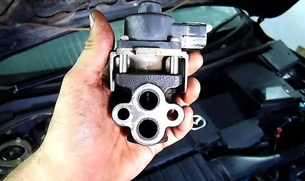 Клапан egr для двигателя Mazda Z6