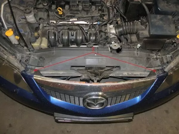 Как снять фару Mazda 6 GG